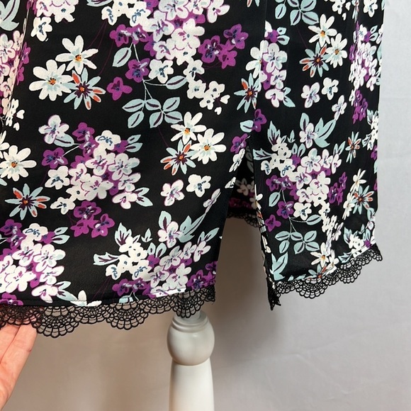 Express Floral Lace Crochet Black High neckline Dress Size Small - Picture 4 of 7